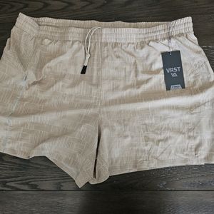 NWT MEN'S ACCELERATE 5" SHORT PRINT PAINTD STRIPE STONE QUARR